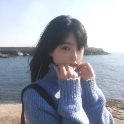 黄阿丽:小眼镜蛇